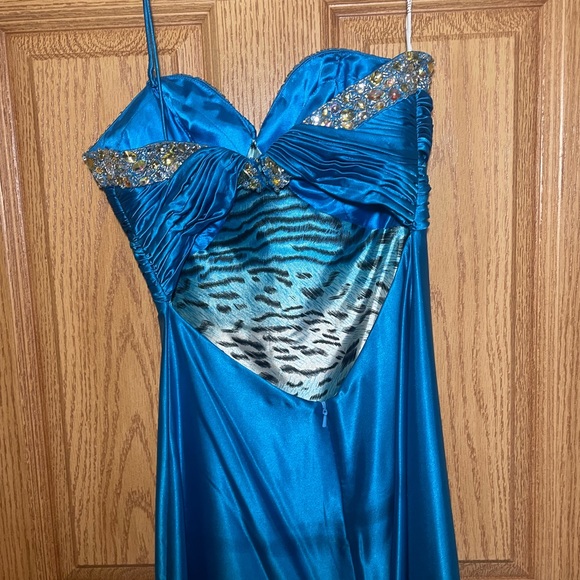 Blue strapless prom dress - Picture 7 of 12